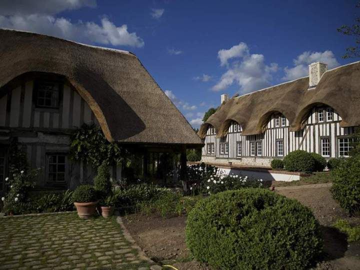 Parasols en chaume Normandie
